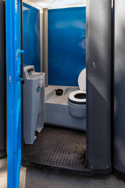 Best Porta potty rental near me  in Leakesville, MS