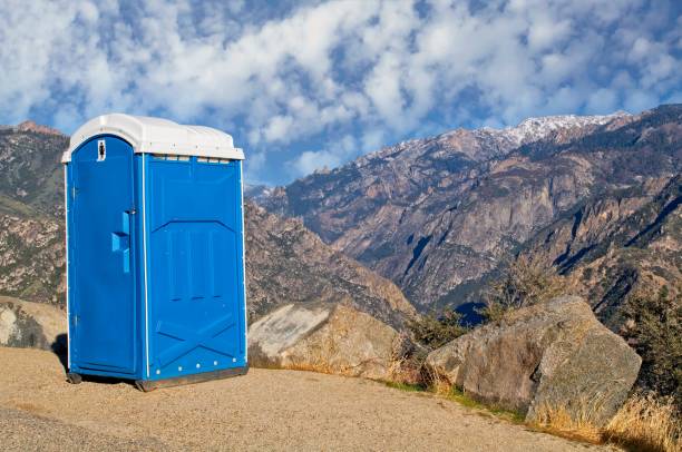 Porta potty delivery and setup in Leakesville, MS